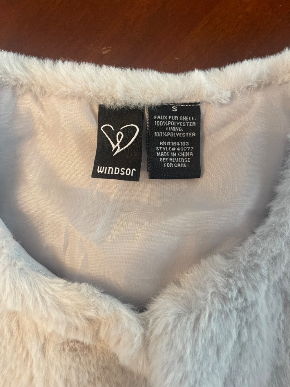 cropped grey fur coat - Picture 2 of 3